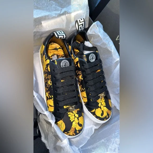 Versace sales shoes original